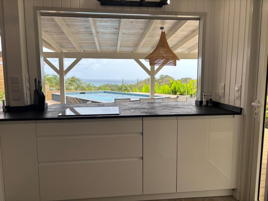 Location-5 suites-diamant-10 personnes-cuisine vue dehors